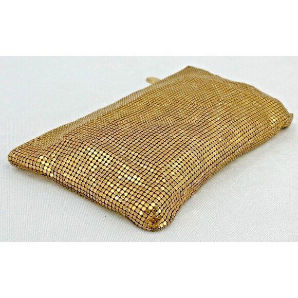 VINTAGE 1980s Whiting & Davis Gold Chainmail Zip Clutch ~ Mesh Evening Bag/Purse - Picture 4 of 11